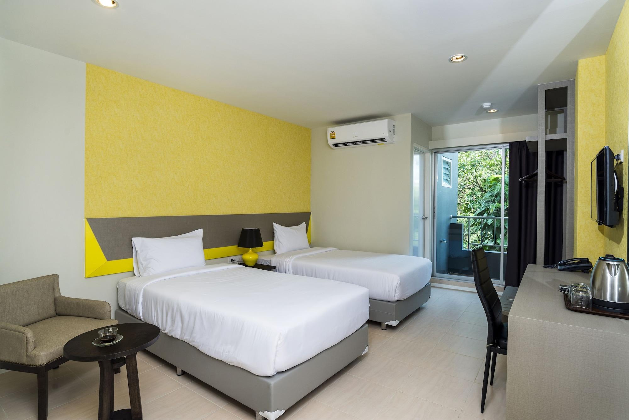 Zircon Hotel Bangkok Exterior photo
