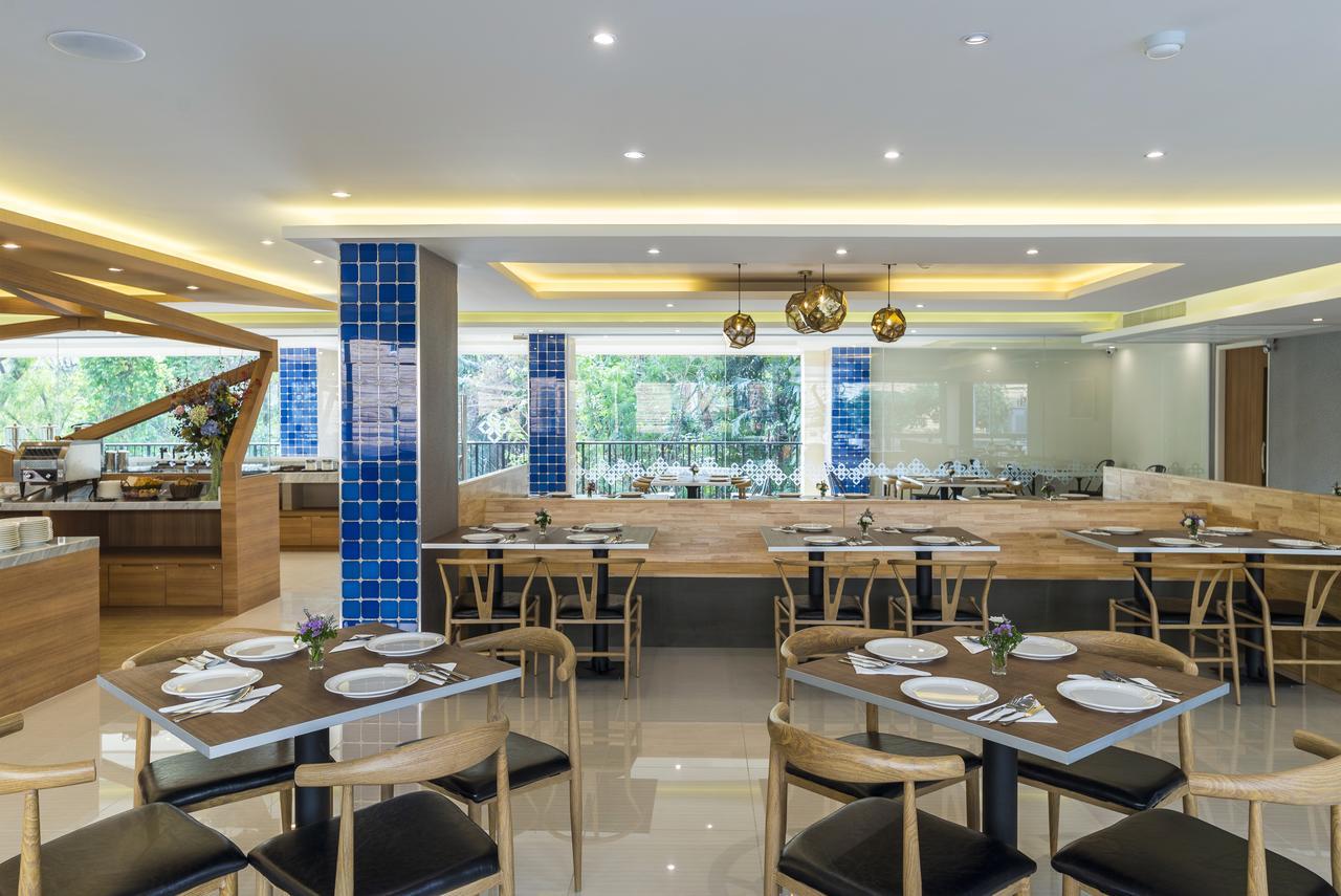 Zircon Hotel Bangkok Exterior photo
